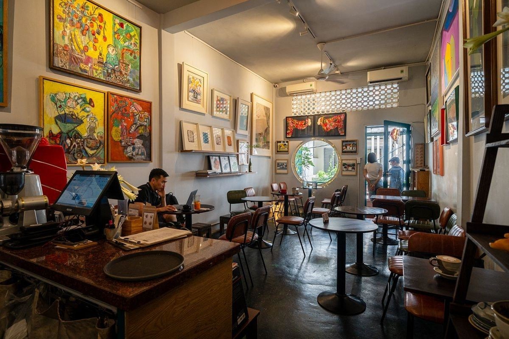 Step back in time with this retro café filled with nostalgia